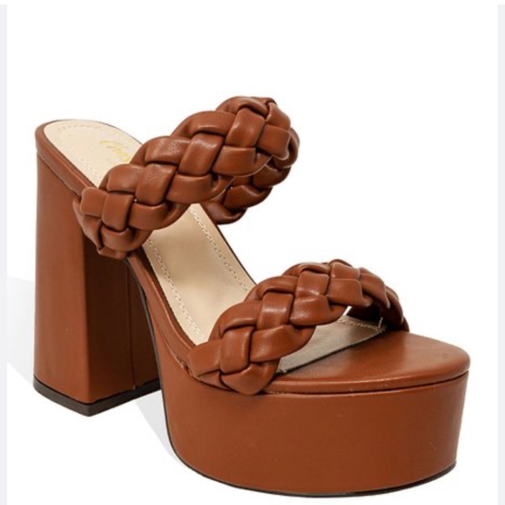 Cushionaire intimates& sleepwear/ Cushionaire Tan Double Braided chunky Sandle